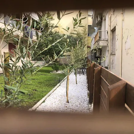 Bamboo Cosy Kavala